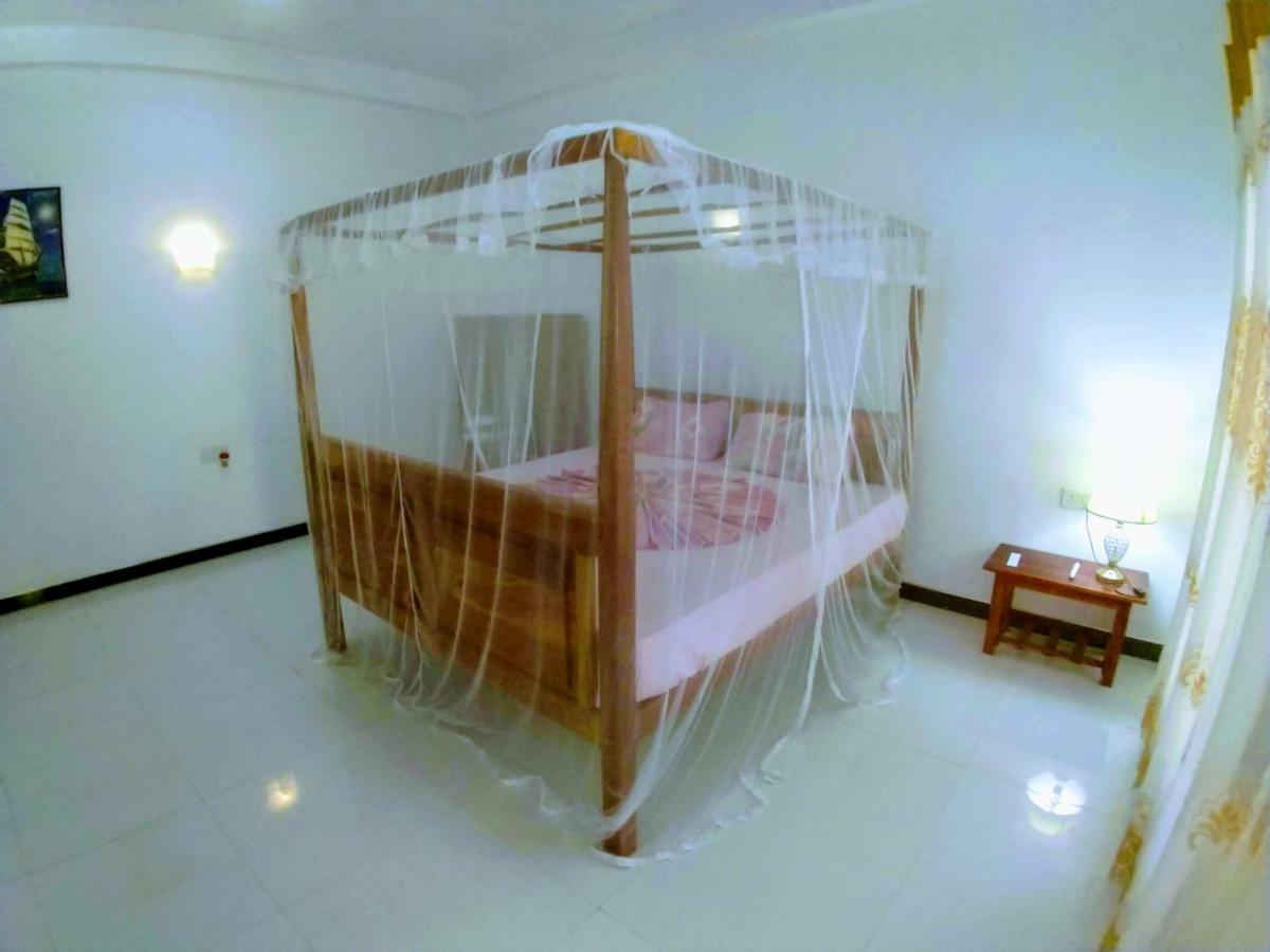 Hotel Mahee House Dikwella Exterior foto