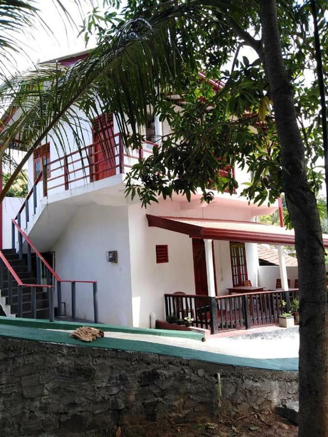 Hotel Mahee House Dikwella Exterior foto